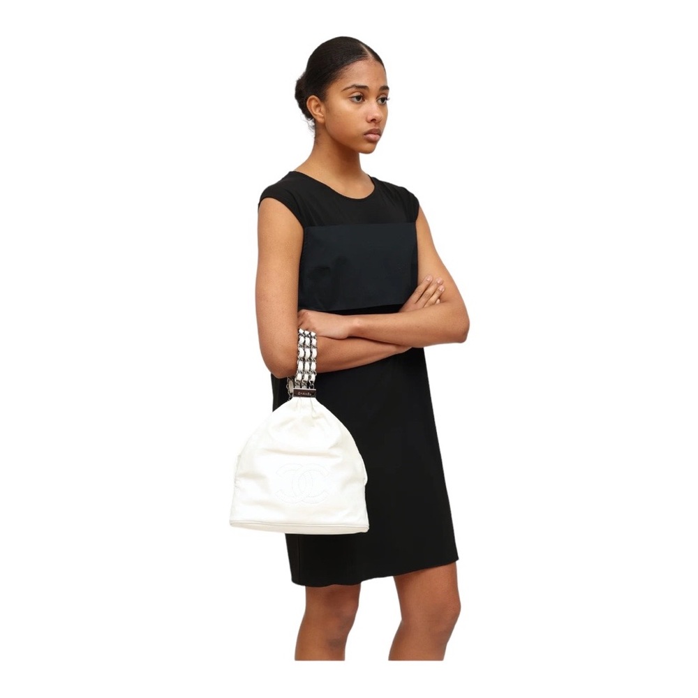 Chanel Rock and Chain Hobo - Picture 14 of 16